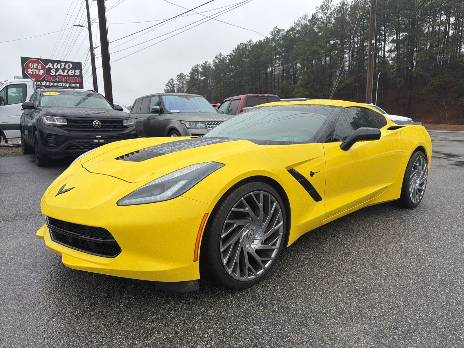 Used 2016 Chevrolet Corvette Stingray Coupe w/ Carbon Flash Badge Package image 1