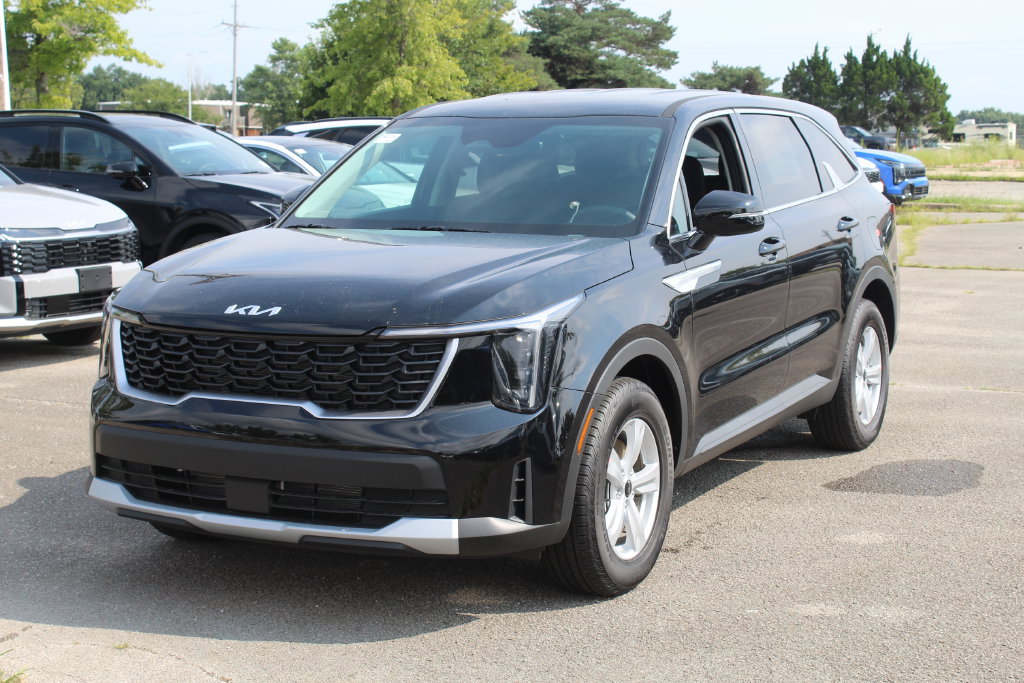 New 2026 Kia Sorento LX FWD image 3