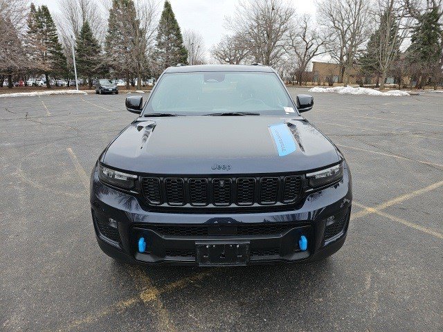 Used 2024 Jeep Grand Cherokee Trailhawk image 9