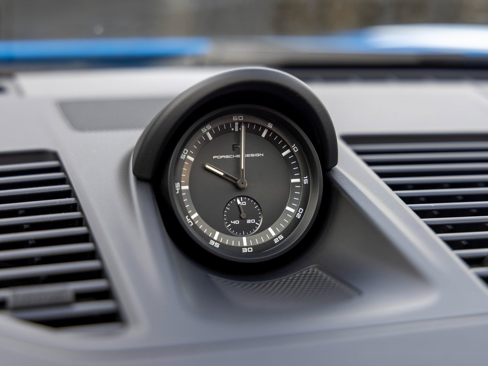 Certified 2024 Porsche 911 Carrera GTS image 38