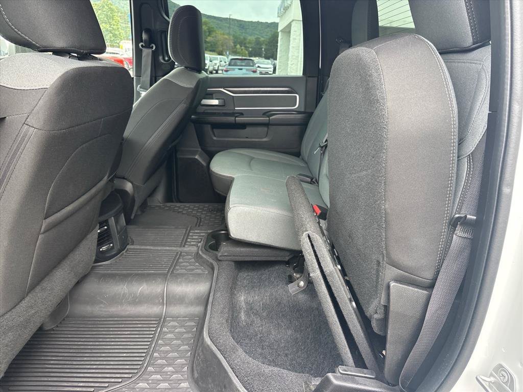 Used 2022 RAM 2500 Big Horn w/ Level A Equipment Group AWD/4WD image 11