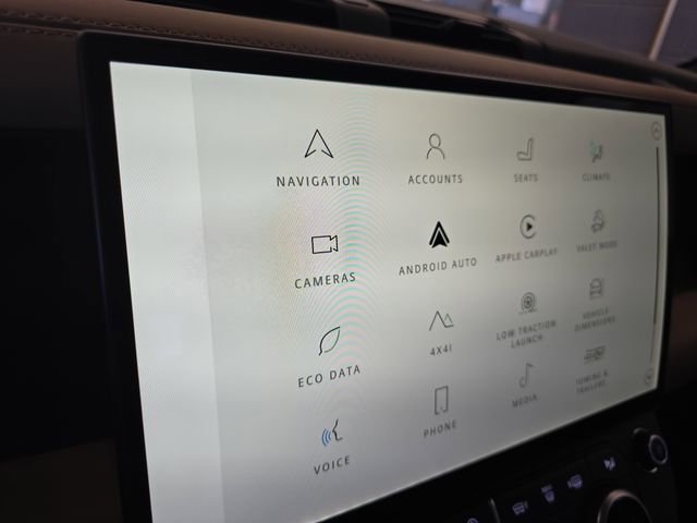 New 2026 Land Rover Defender 110 X-Dynamic SE image 16