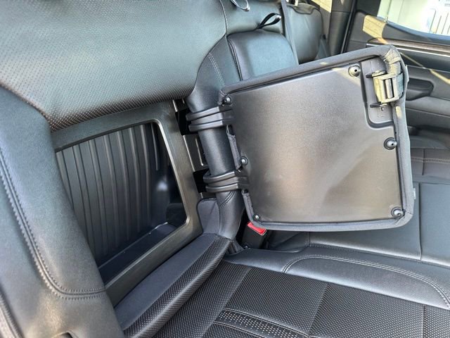 Used 2023 Chevrolet Silverado 1500 High Country w/ Technology Package image 31