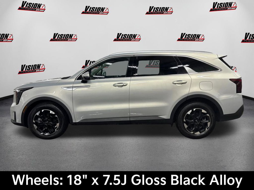 Certified 2026 Kia Sorento S w/ S Panoramic Sunroof Package FWD image 10