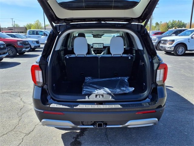 New 2025 Ford Explorer Platinum w/ LUX Leather Package image 10