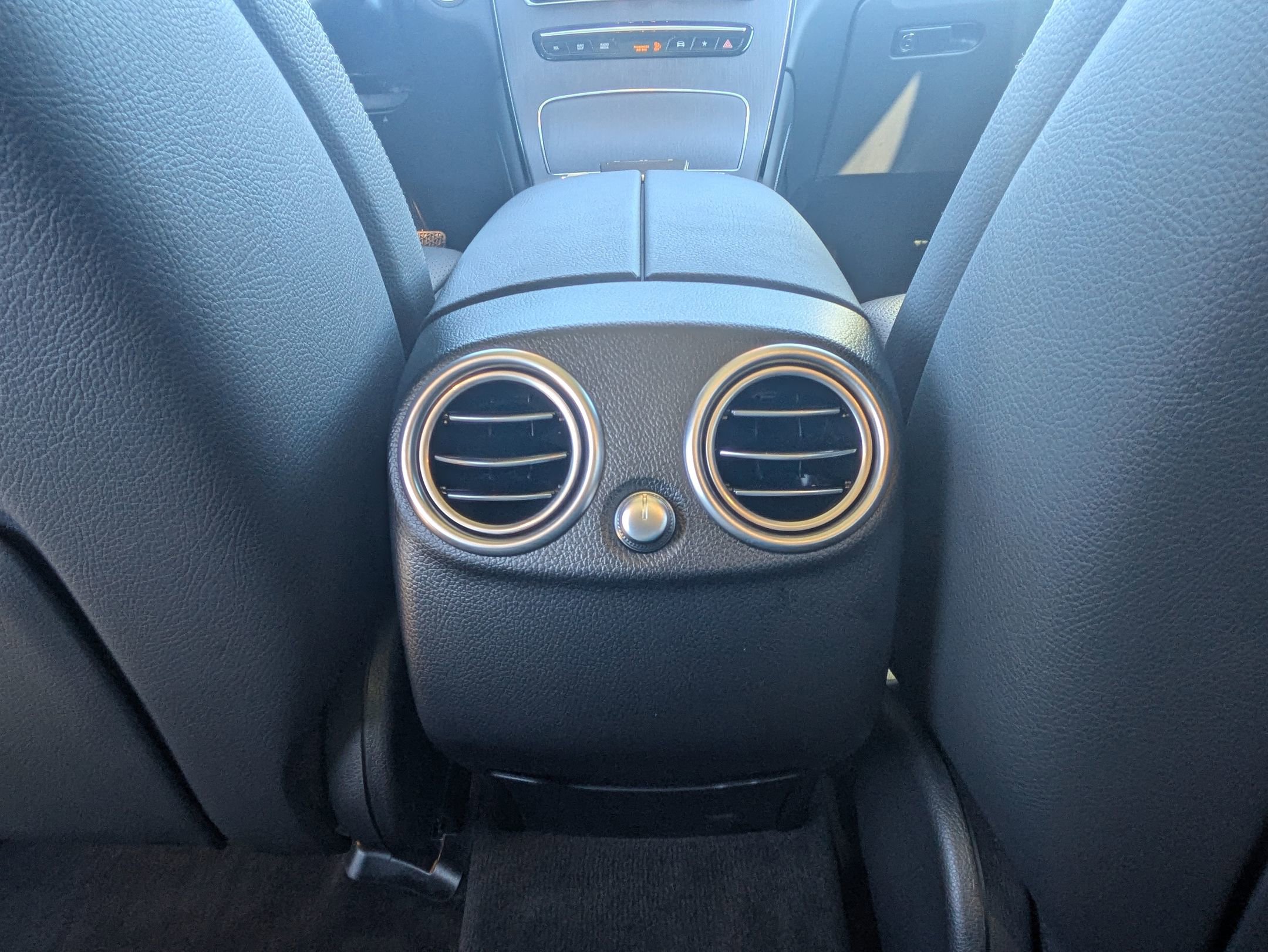 Used 2021 Mercedes-Benz GLC 300 4MATIC image 21