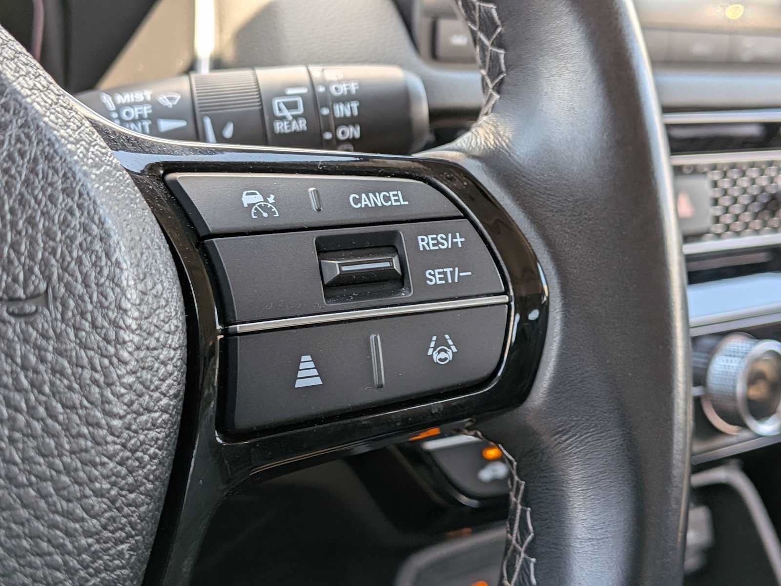 Used 2022 Honda Civic EX-L image 25
