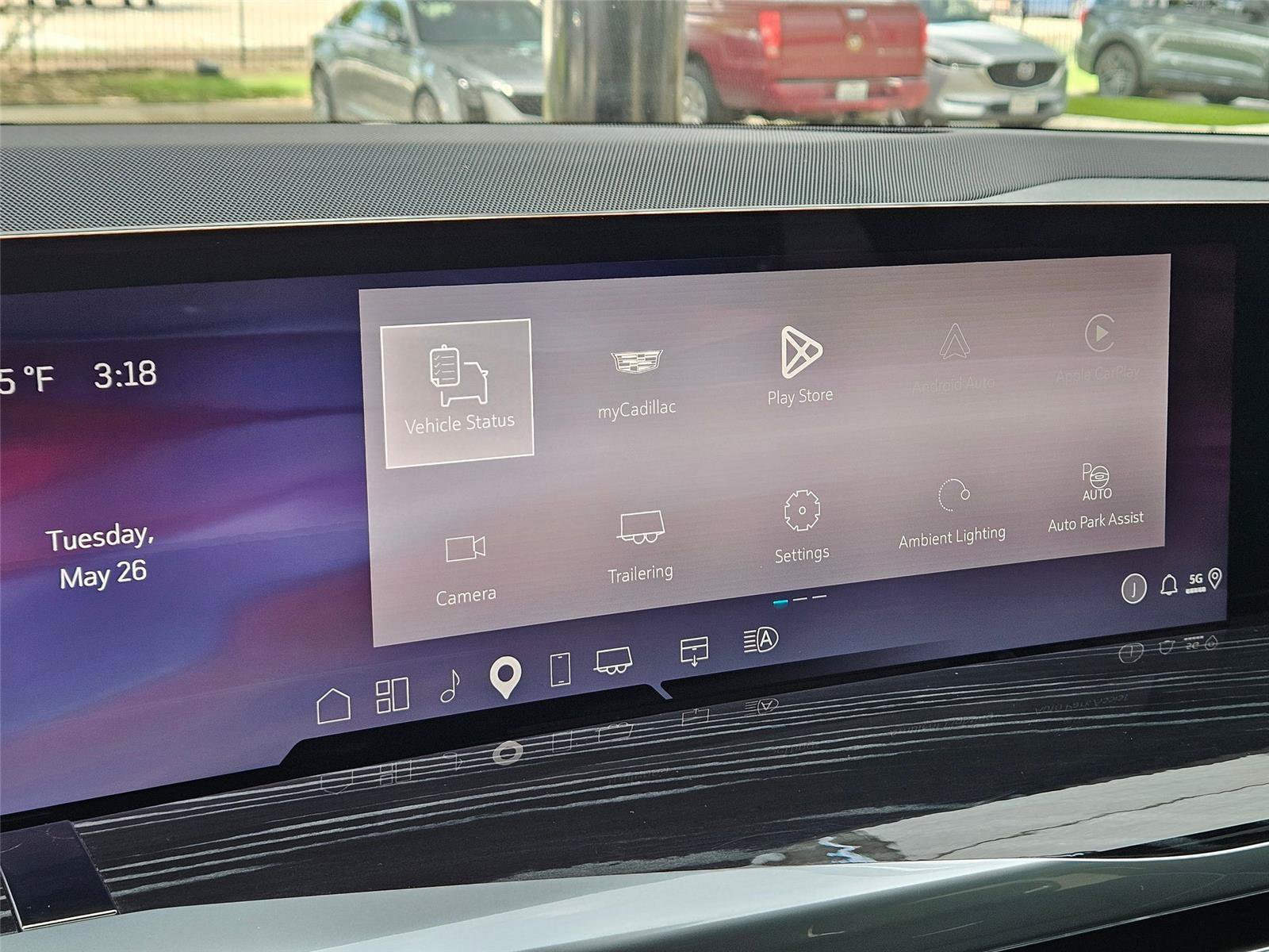 Certified 2025 Cadillac Escalade Sport w/ LPO, ONYX Package AWD/4WD image 17