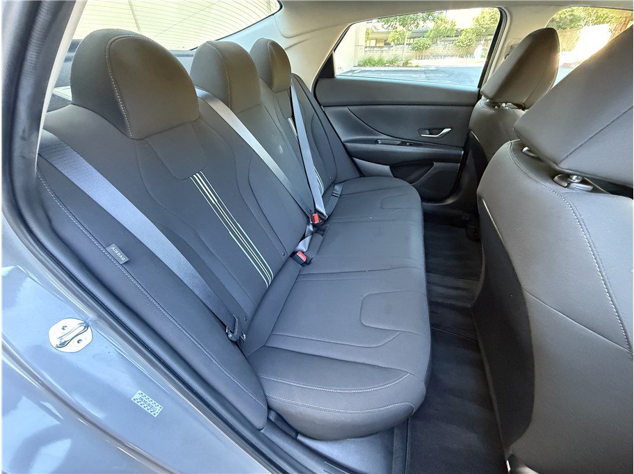 Used 2024 Hyundai Elantra Blue FWD image 20
