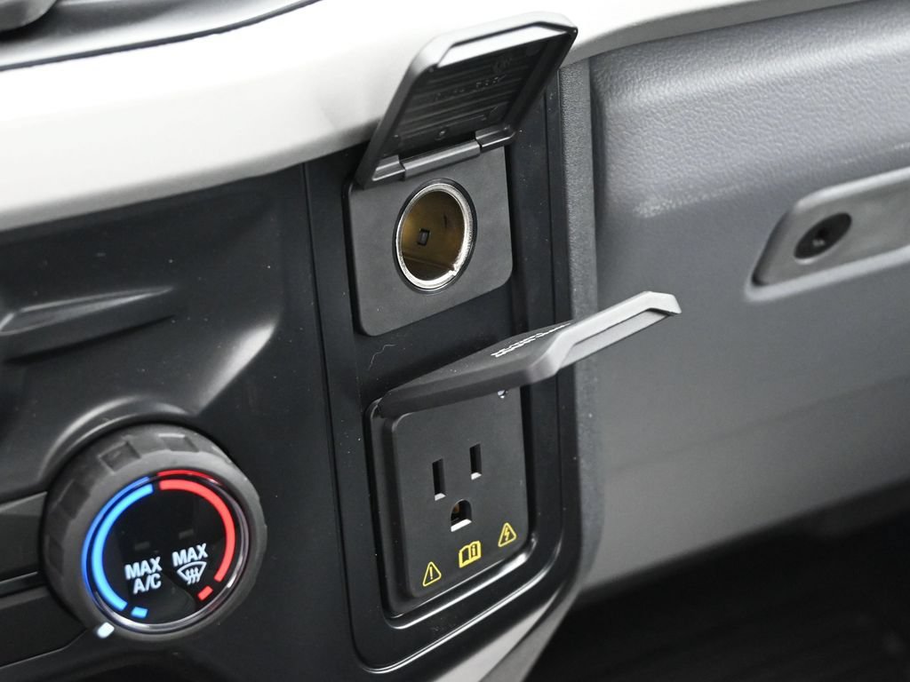 New 2026 Ford F550 2WD Regular Cab Super Duty image 23