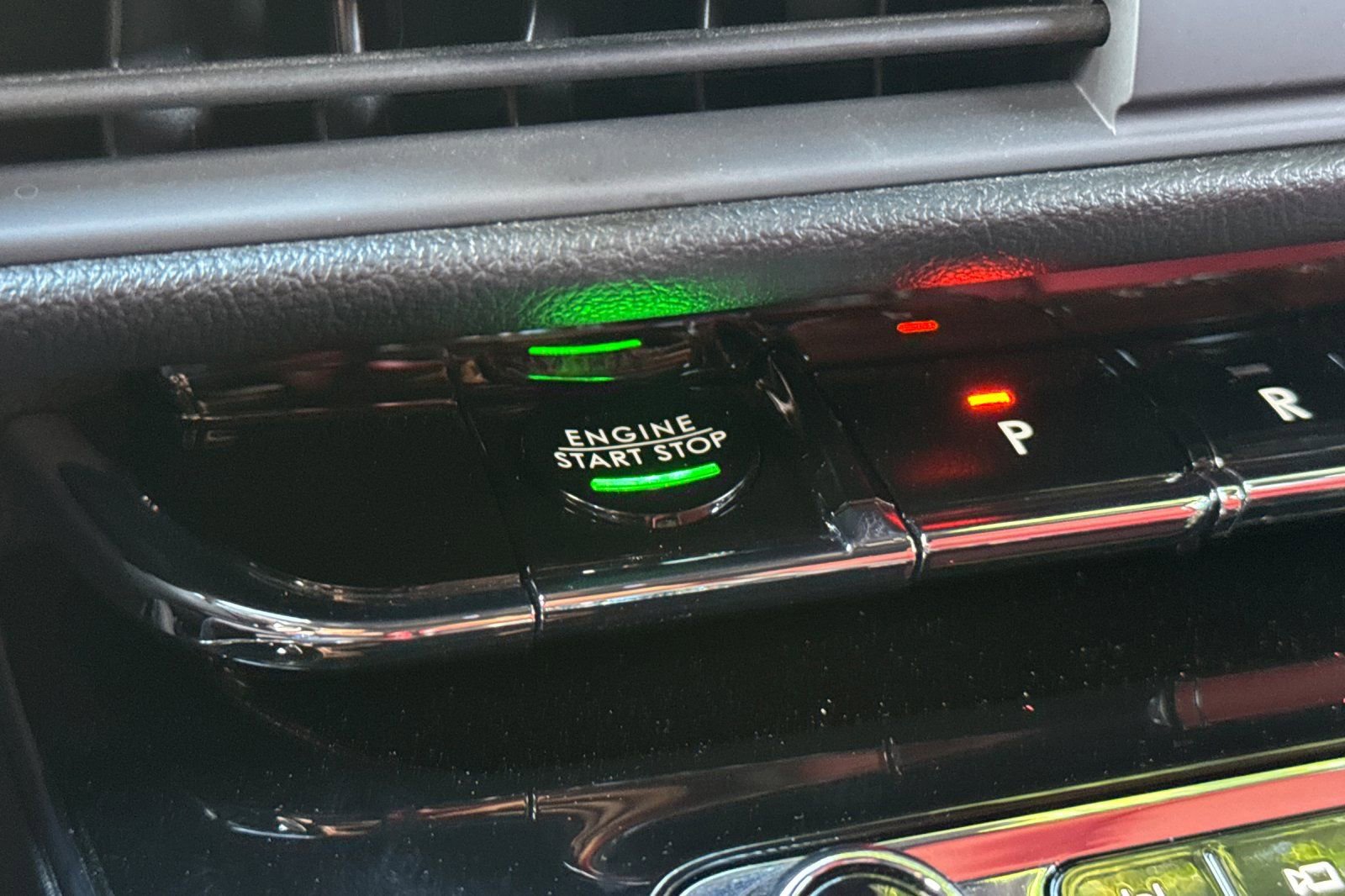 Used 2025 Lincoln Corsair Grand Touring w/ Equipment Group 302A image 22