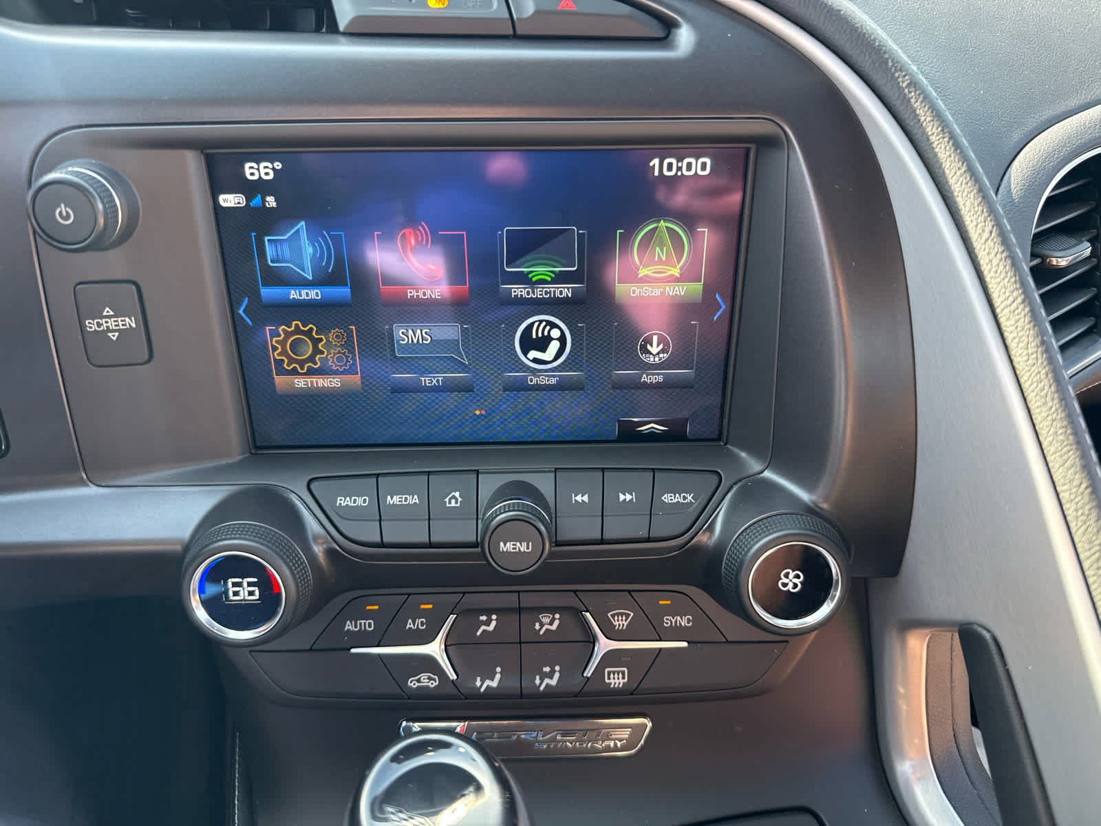 Used 2019 Chevrolet Corvette Stingray Coupe w/ Z51 1LT RWD image 16