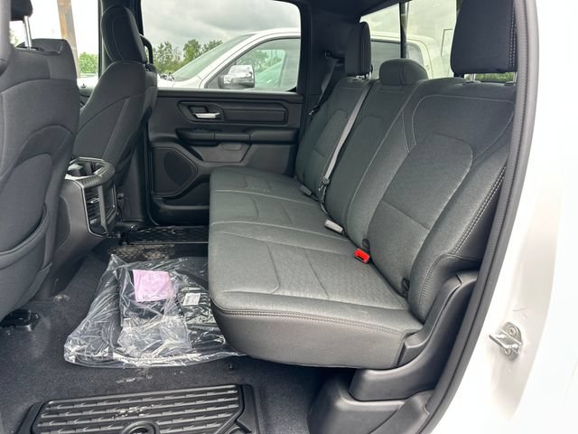 New 2026 RAM 1500 Express AWD/4WD image 14