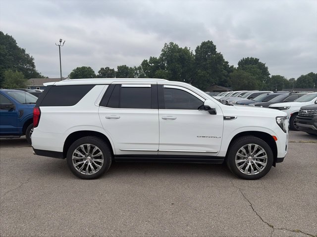 Used 2022 GMC Yukon Denali AWD/4WD image 7