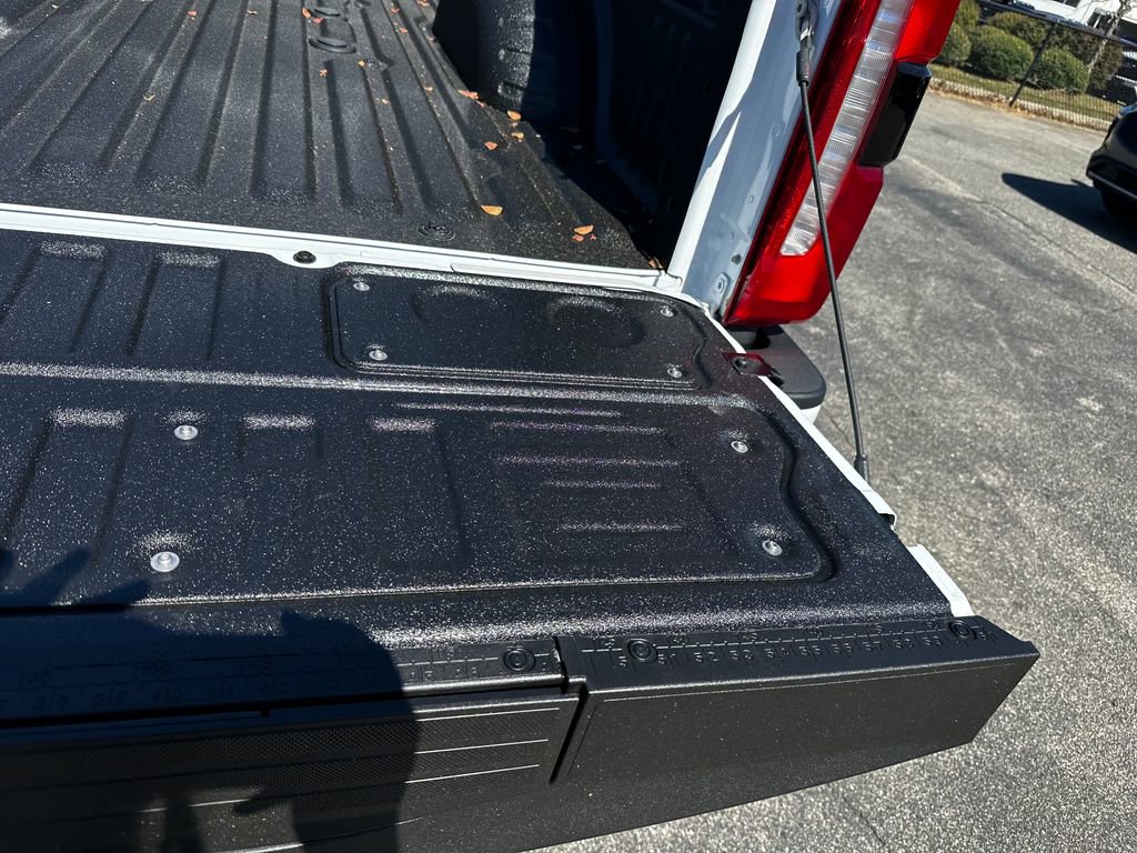 New 2026 Ford F350 Lariat w/ Black Appearance Package image 51