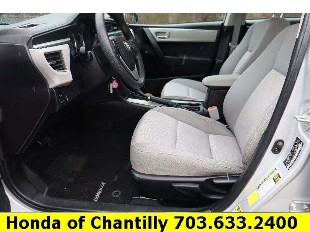 Used 2014 Toyota Corolla LE image 18