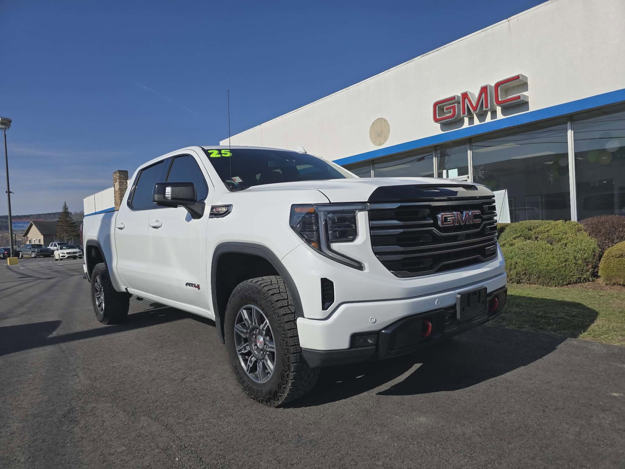 Used 2025 GMC Sierra 1500 AT4