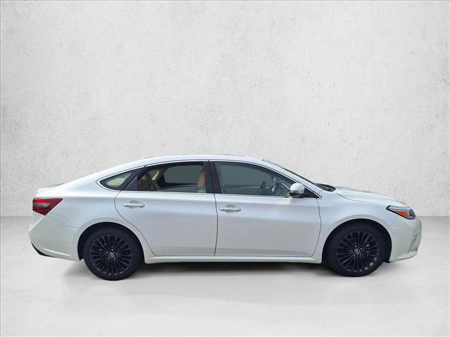 Used 2016 Toyota Avalon Touring w/ Preferred Accessory Package FWD image 5