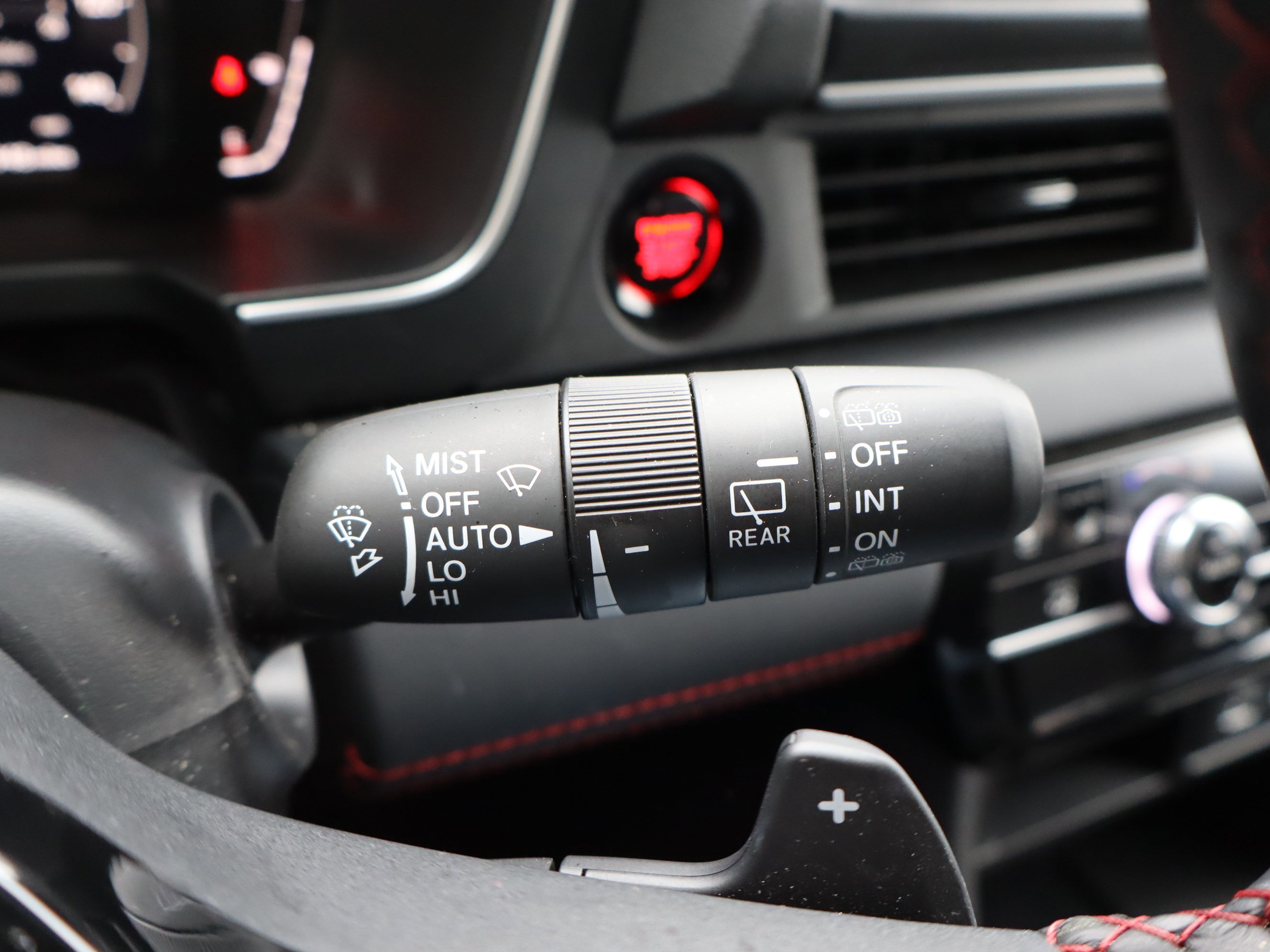 Used 2025 Honda Pilot Black Edition image 25