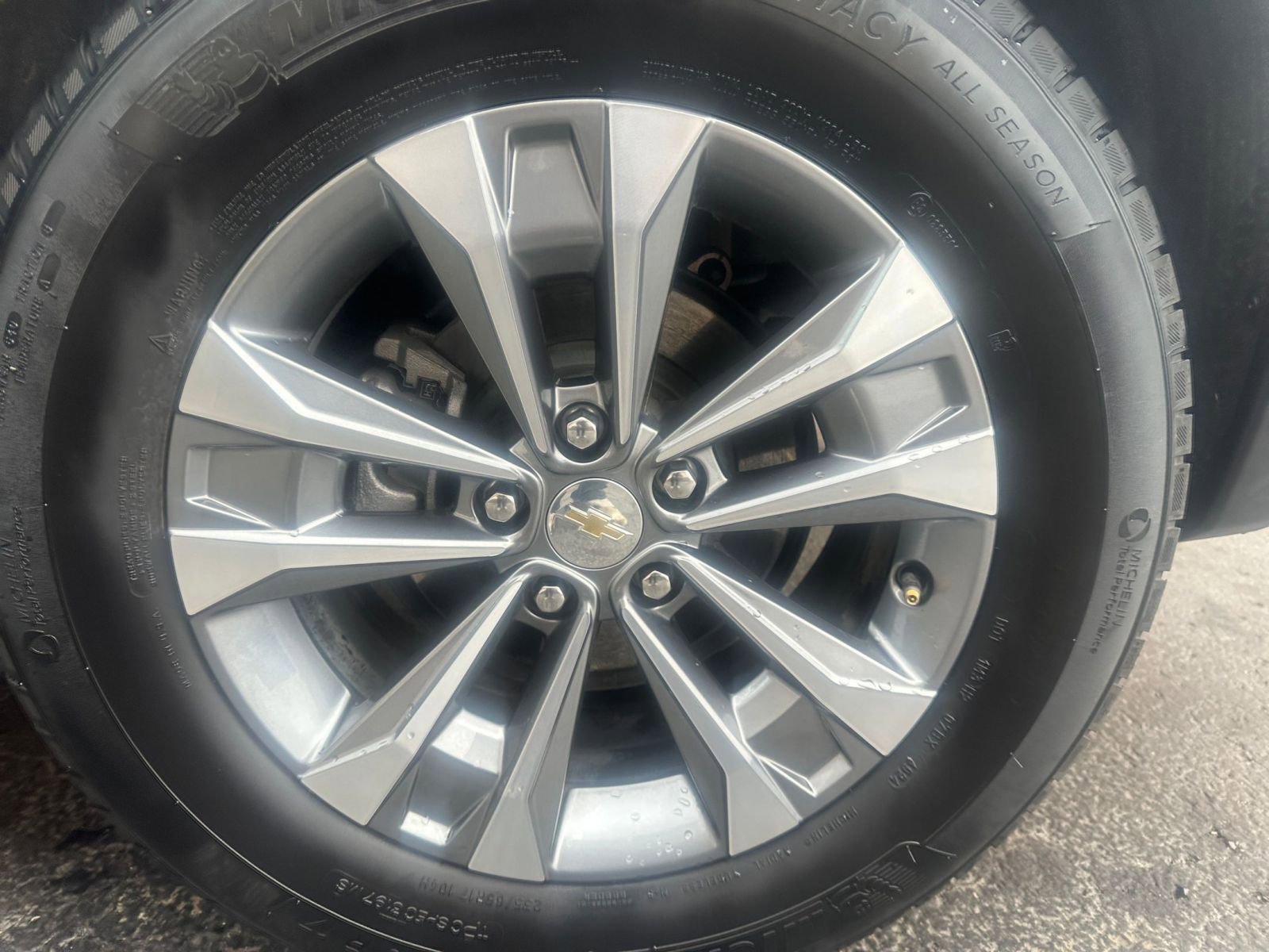 Used 2025 Chevrolet Equinox LT image 29