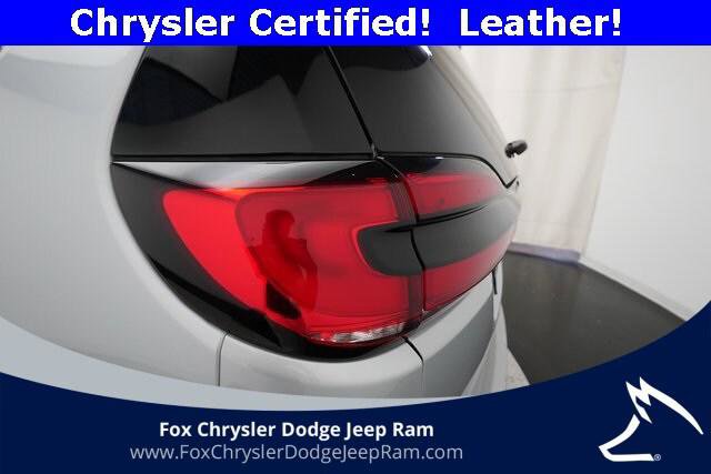 Certified 2024 Chrysler Pacifica Touring-L image 32