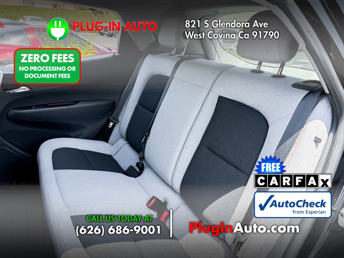 Used 2018 Chevrolet Bolt LT FWD image 10