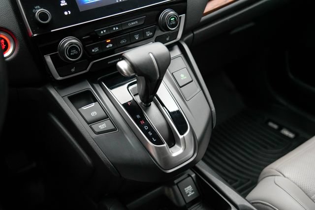Used 2018 Honda CR-V Touring image 3