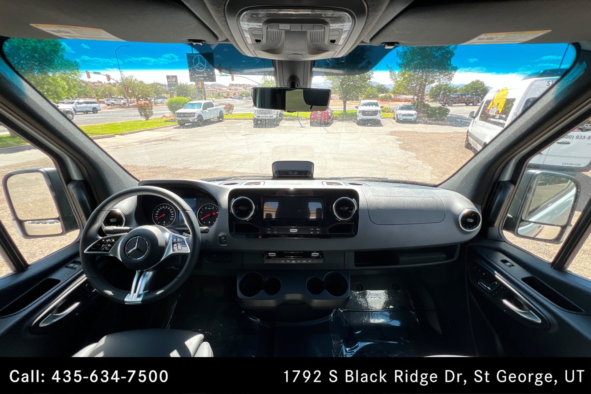 Used 2025 Mercedes-Benz Sprinter 2500 image 9