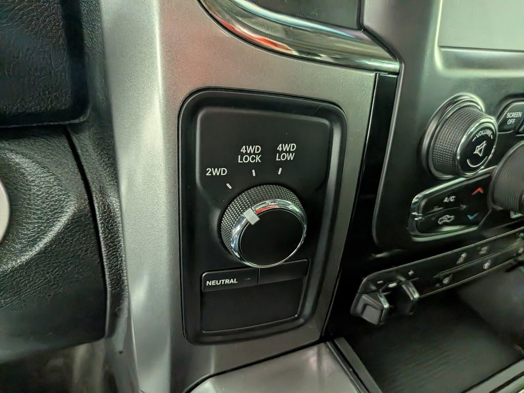 Used 2018 RAM 2500 Big Horn w/ Sport Appearance Group image 22