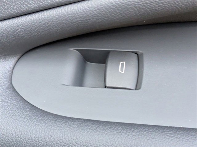 New 2025 Chevrolet Blazer EV LT w/ Super Cruise Package image 34