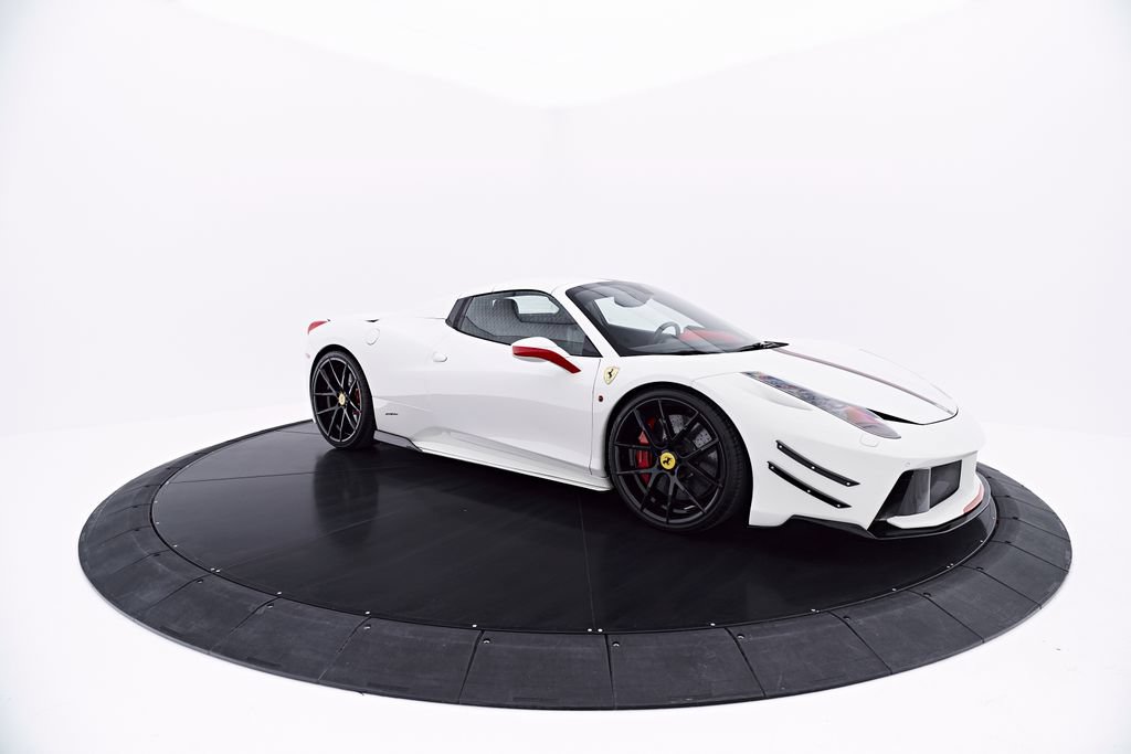 Used 2014 Ferrari 458 Spider RWD image 25