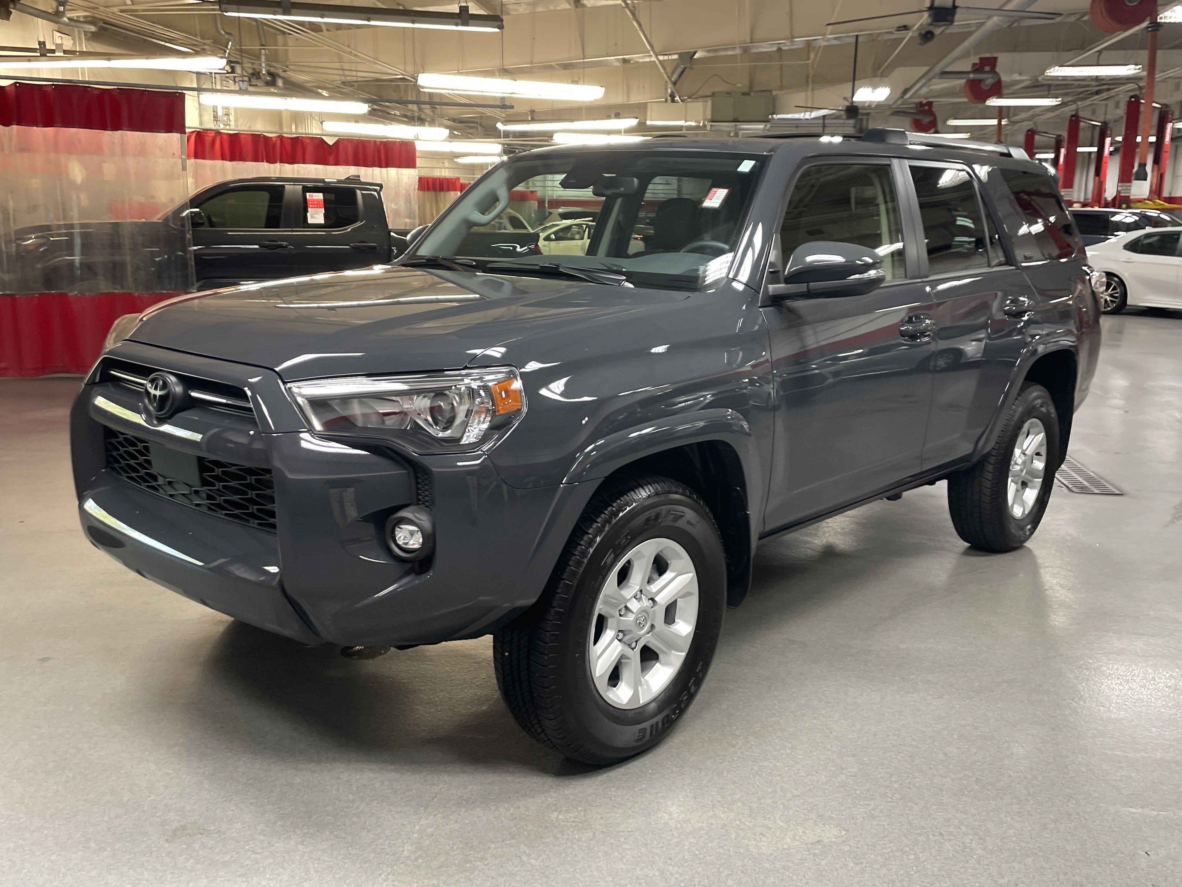 Certified 2024 Toyota 4Runner SR5 Premium image 5