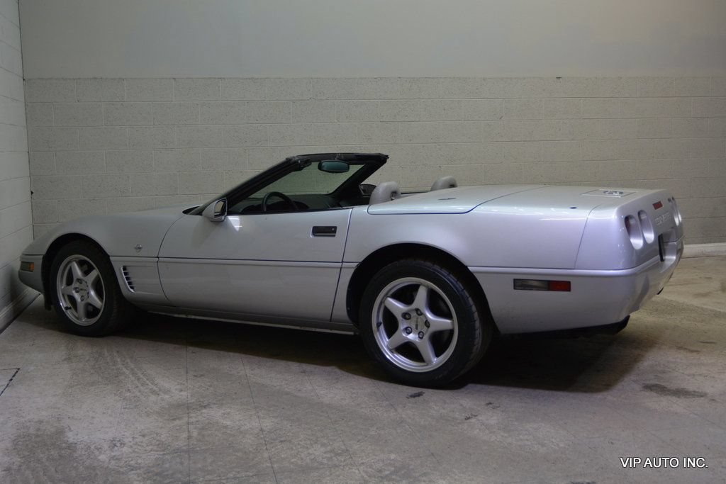 Used 1996 Chevrolet Corvette Convertible RWD image 20