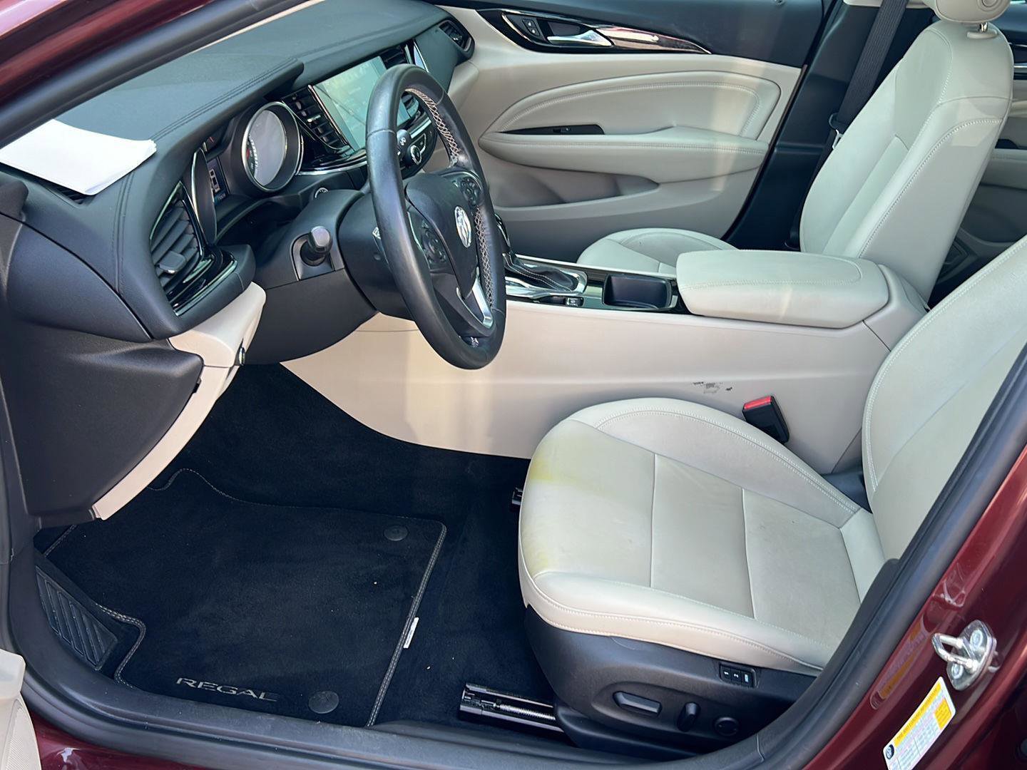 Used 2018 Buick Regal Essence w/ Driver Confidence Package #1 image 10