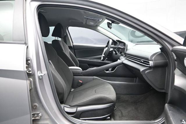 Used 2024 Hyundai Elantra SEL FWD image 17