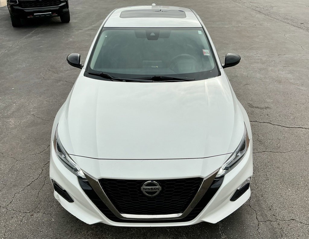 Used 2021 Nissan Altima 2.5 SR w/ SR Premium Package image 11