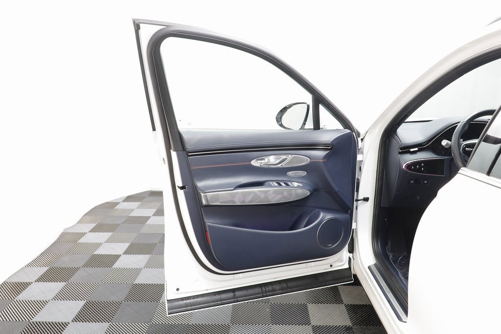 Used 2022 Genesis GV70 3.5T Sport w/ Sport Advanced Package image 5