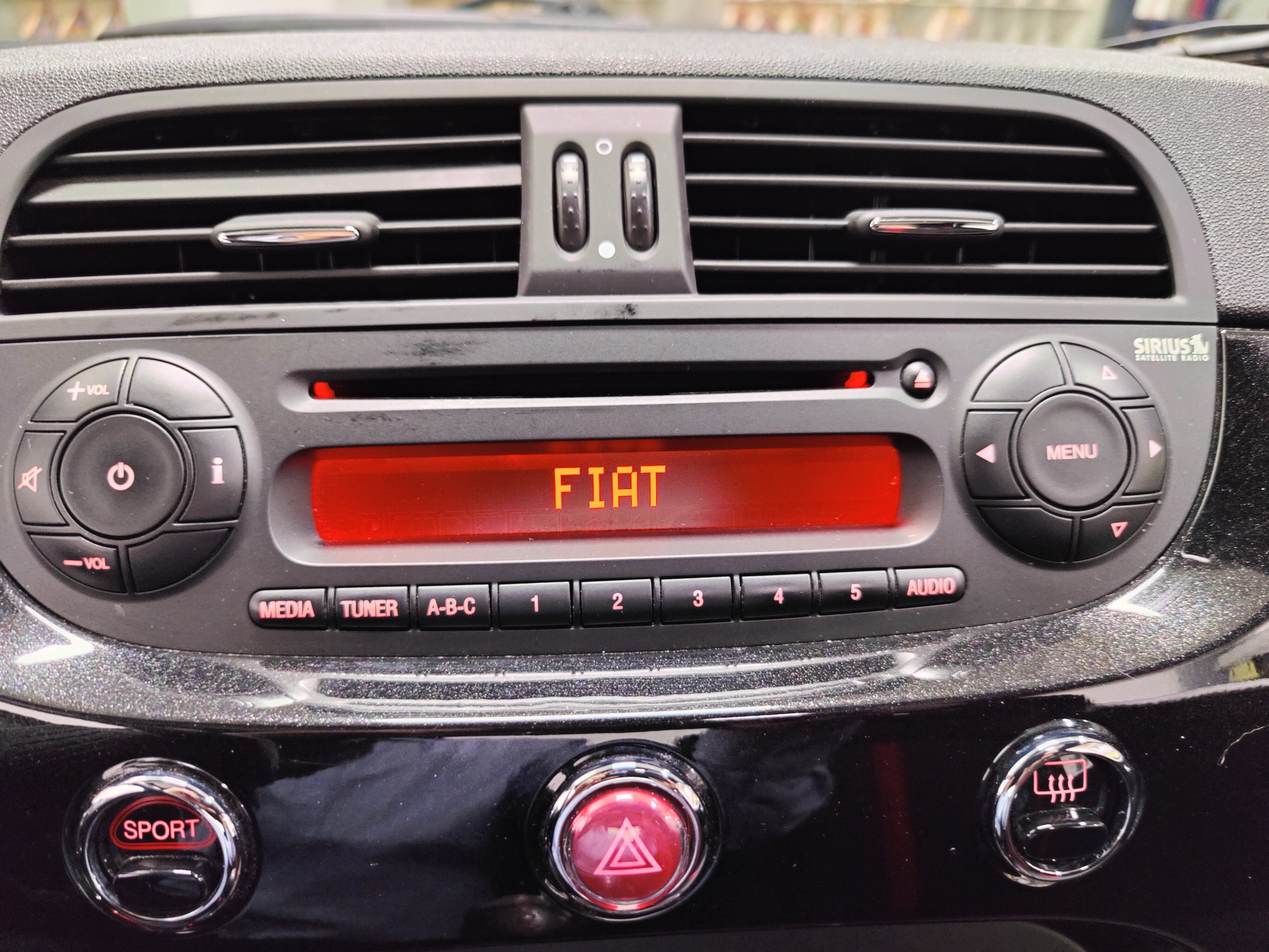 Used 2013 FIAT 500 Abarth w/ Comfort/Convenience Group FWD image 15