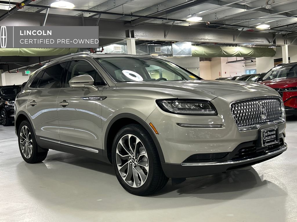 Used 2023 Lincoln Nautilus Reserve AWD/4WD image 1