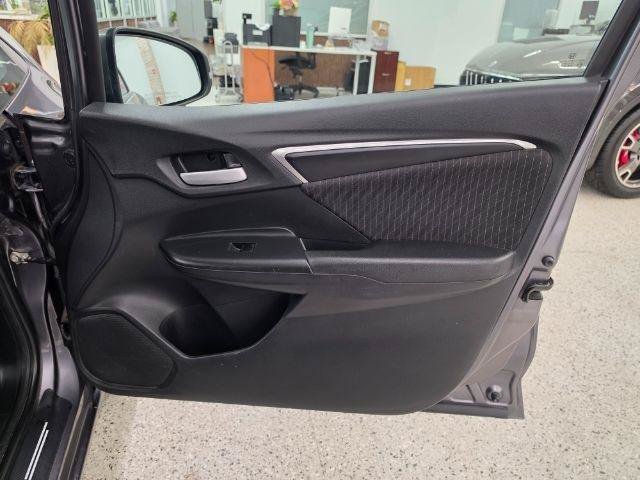 Used 2018 Honda Fit EX image 27