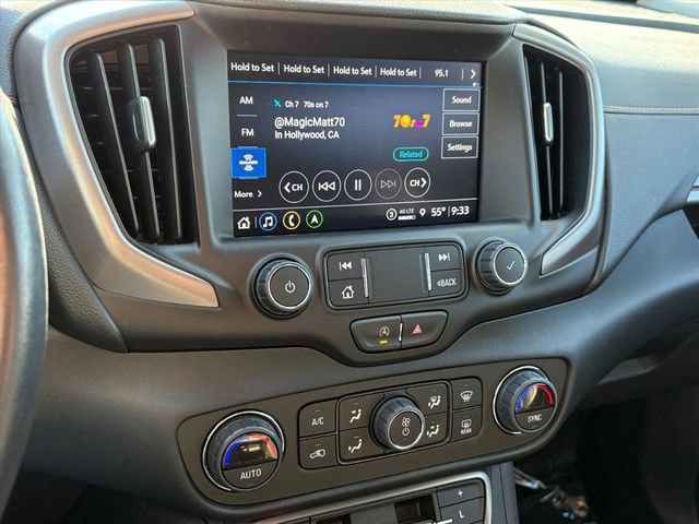 Used 2022 GMC Terrain AT4 w/ Infotainment Package II image 10
