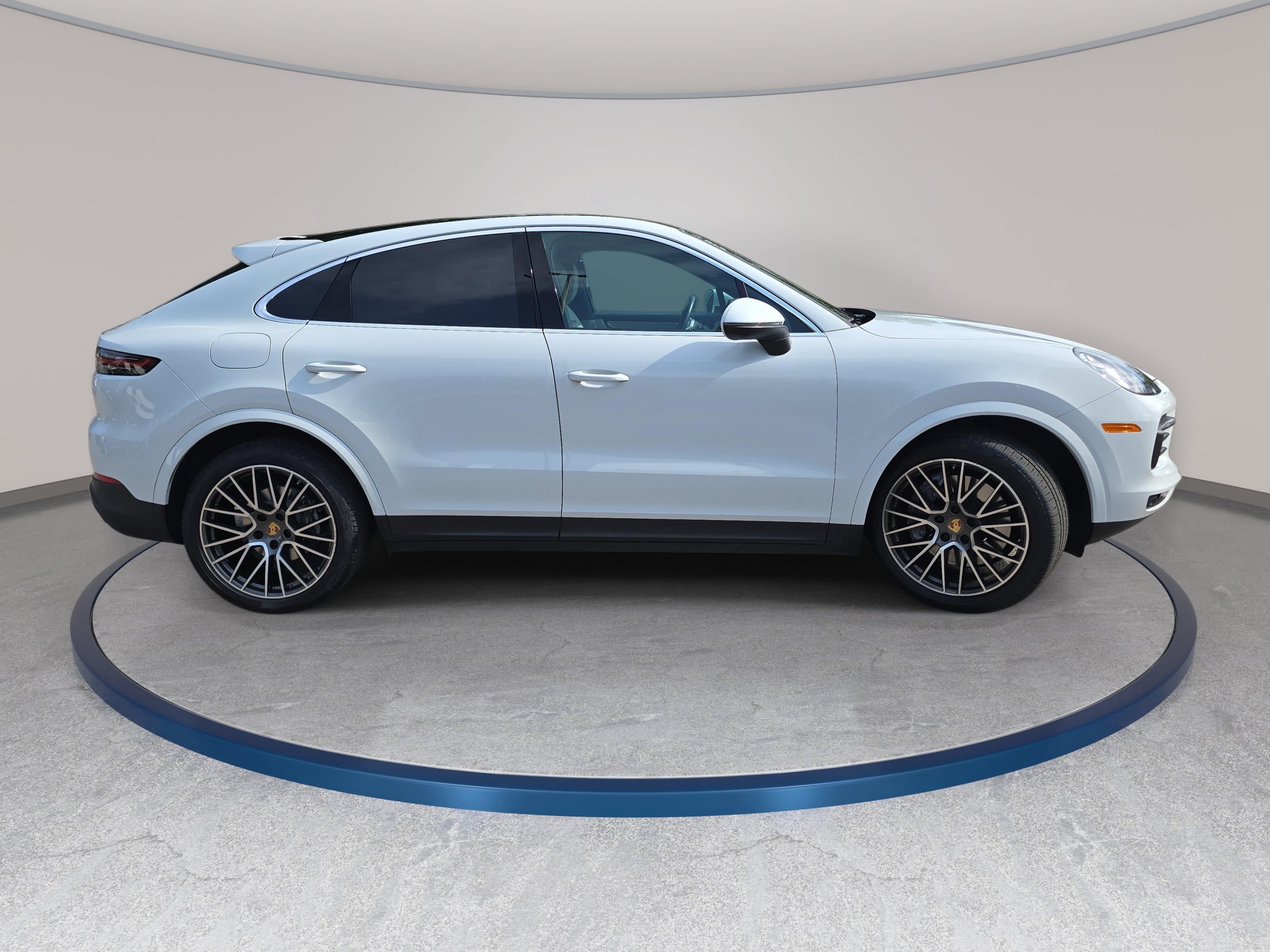 Used 2021 Porsche Cayenne Coupe AWD/4WD image 4