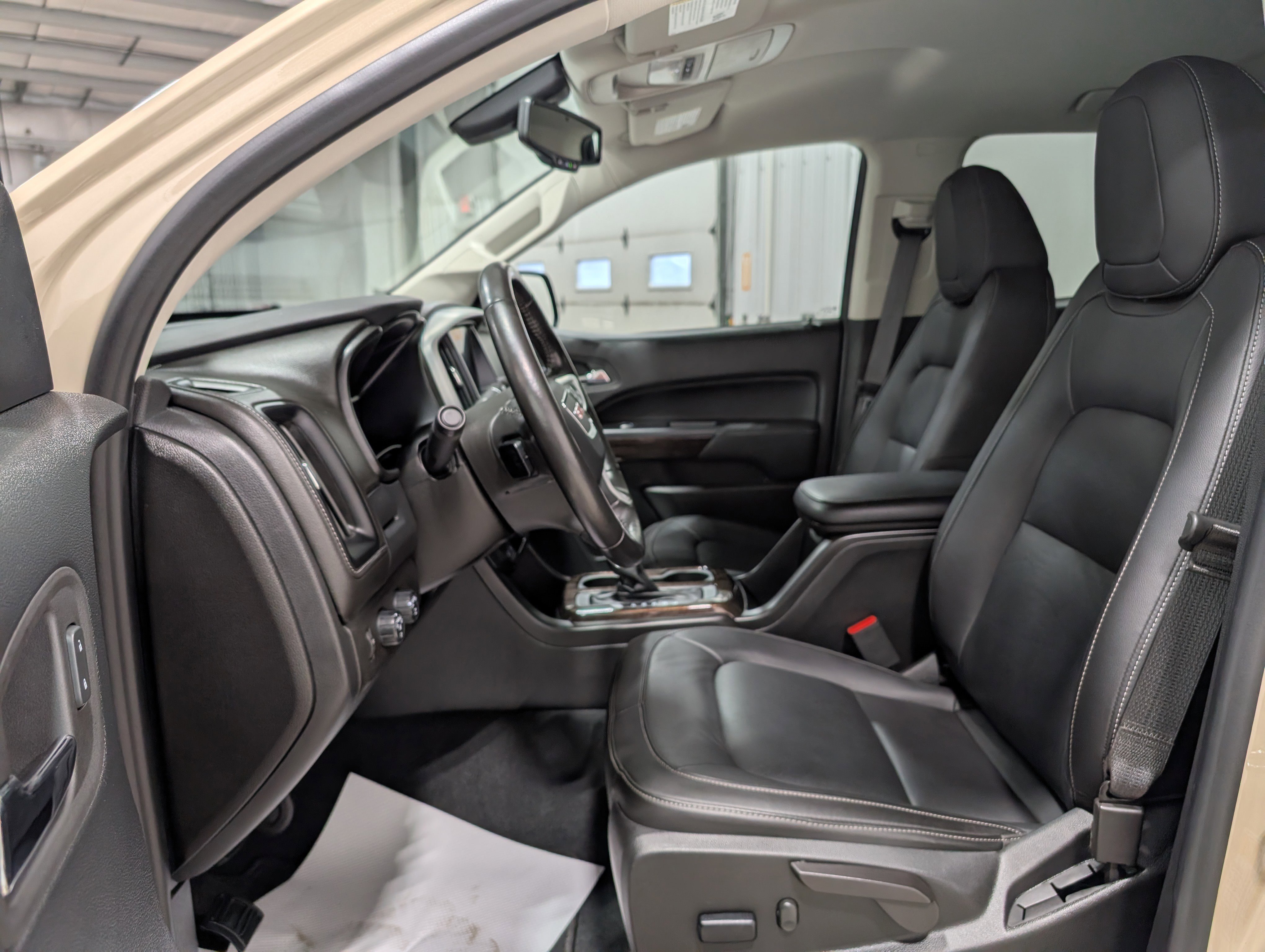 Used 2022 GMC Canyon Elevation w/ Elevation Premium Package image 14