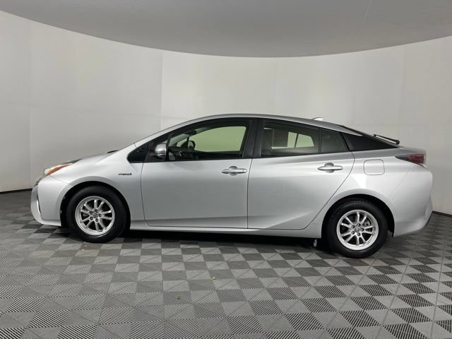 Used 2017 Toyota Prius Two FWD image 7