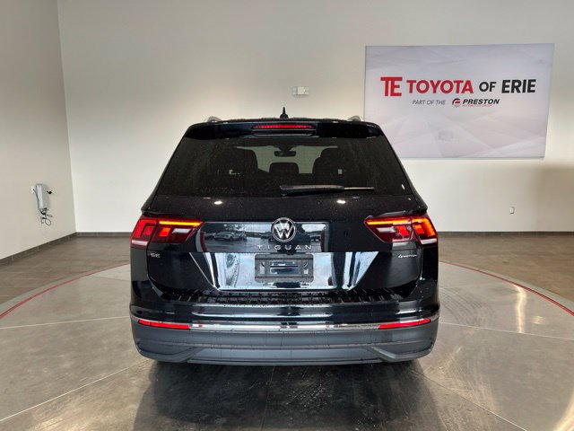Used 2024 Volkswagen Tiguan SE AWD/4WD image 5