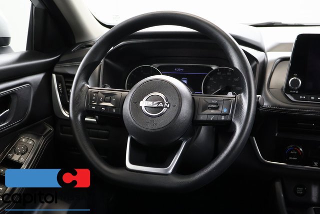 Certified 2024 Nissan Rogue SV FWD image 14