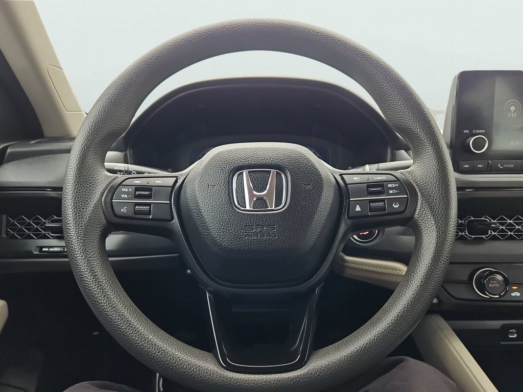 Used 2023 Honda Accord LX image 24