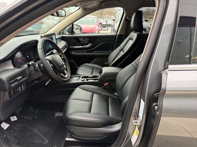 New 2026 Lincoln Corsair Premiere image 8