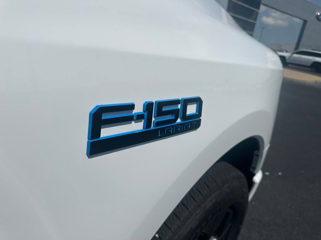 New 2025 Ford F150 Lightning Lariat w/ Max Trailer Tow Package image 35