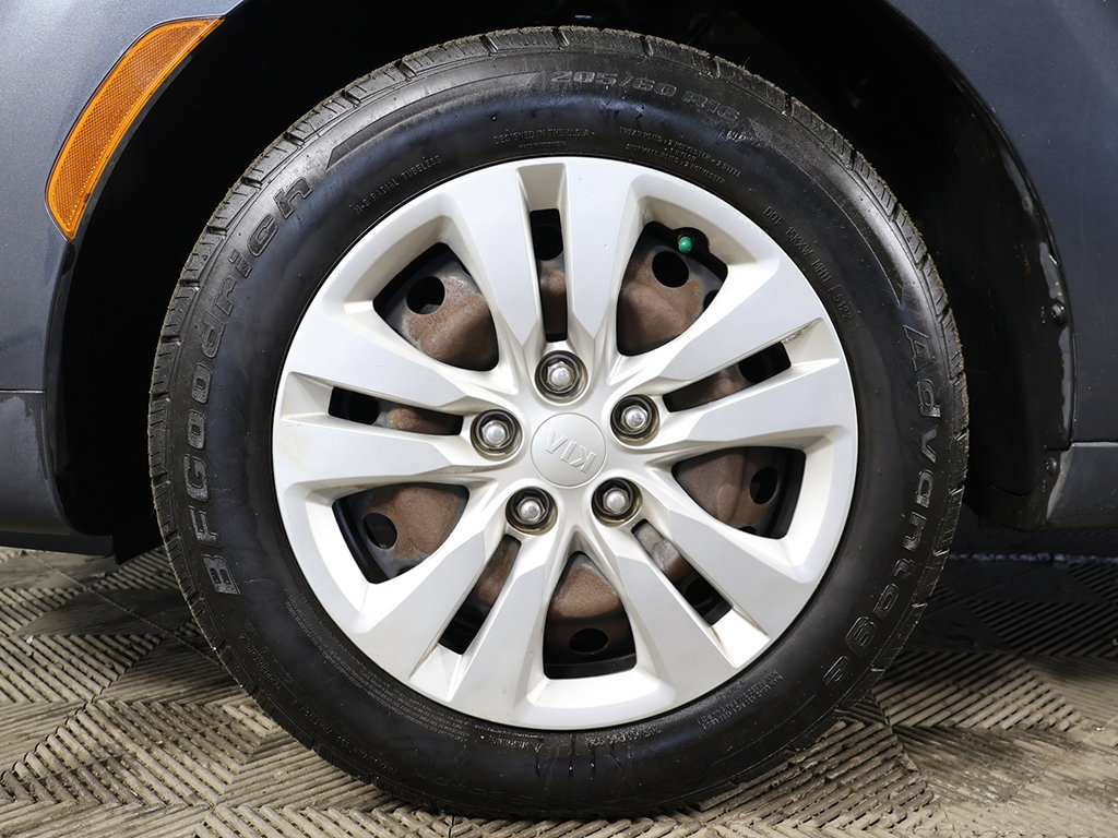 Used 2020 Kia Soul LX FWD image 15